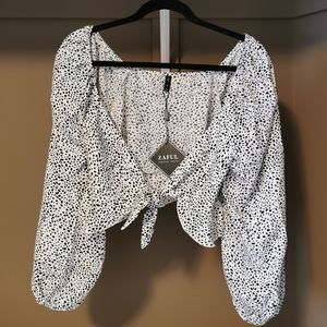 ZAFUL Spotted Crop Top